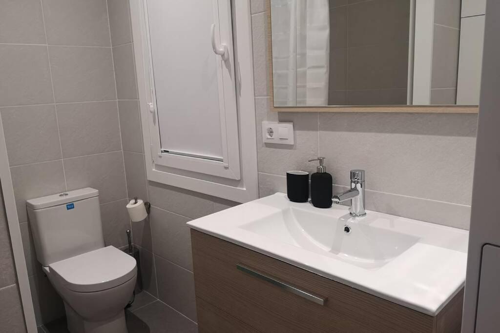 Piso Moderno Con Garaje En El Centro De Vigo Appartement Buitenkant foto